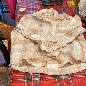 Aeropostale Beige Plaid Button Down Shirt